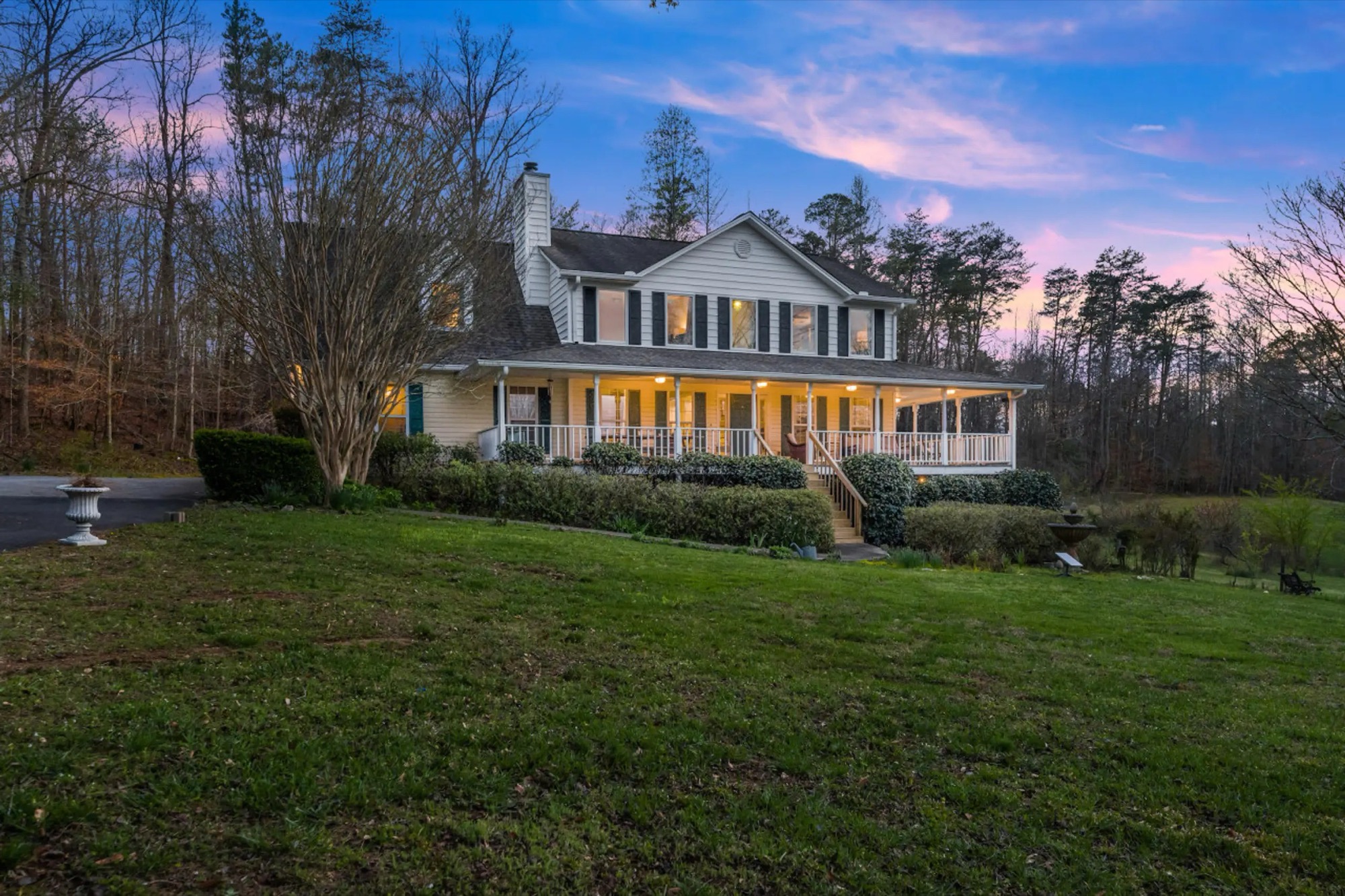 A farmhouse with a porch in North Georgia